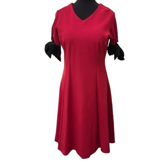 SIGNATURE COLLECTION Dress Size Medium NWOT - Picture 1 of 7